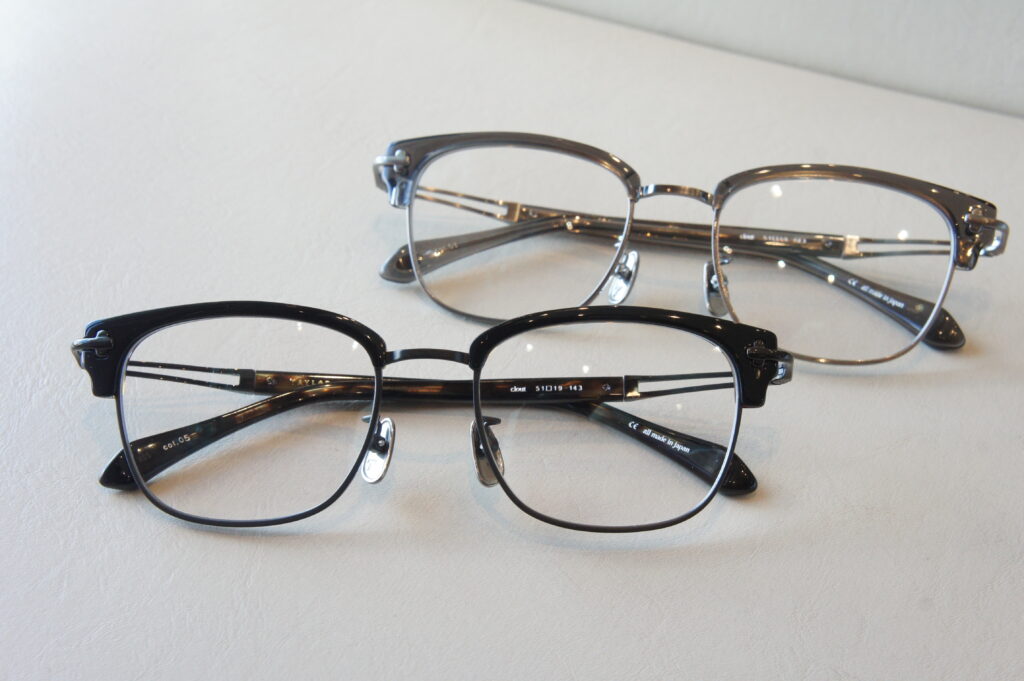 TAYLOR WITH RESPECT
clout
上がCol.1、下がCol.05