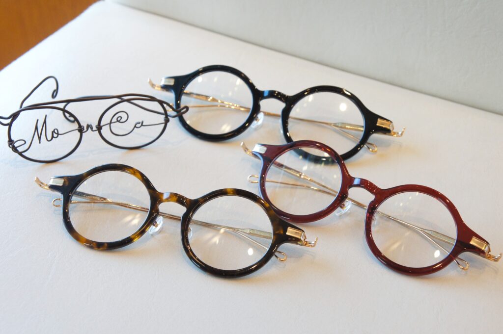 Filton
Kit de couture02
上からブラック、レッドブラウン、デミカラー