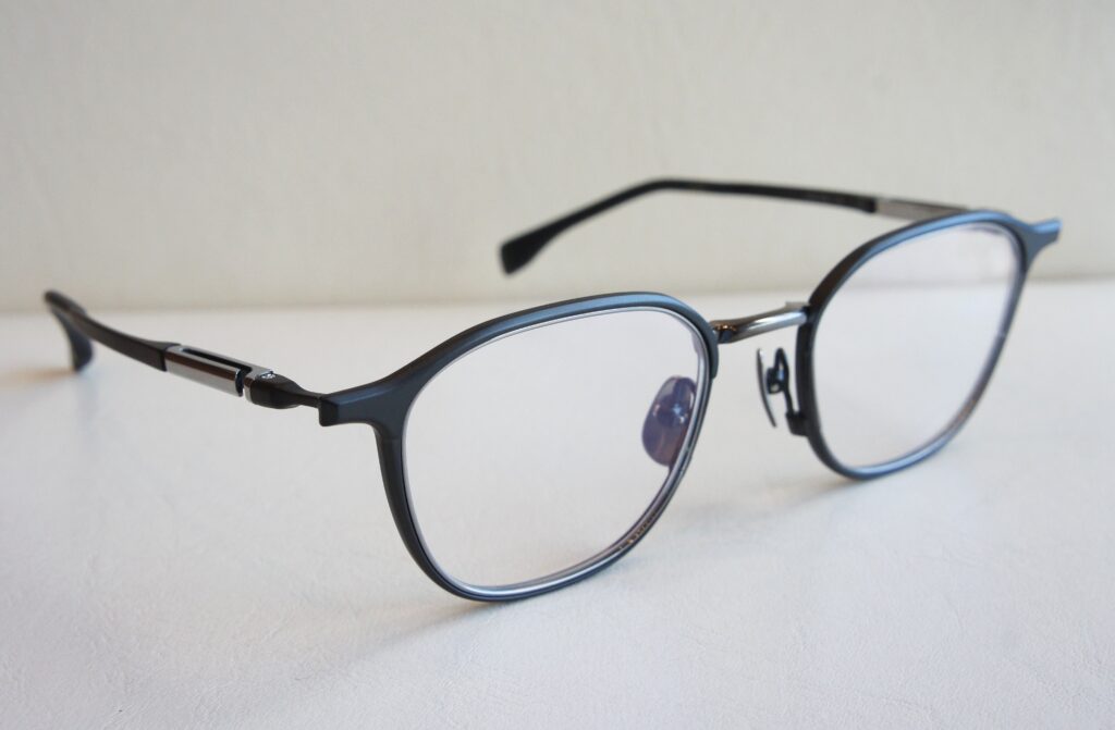 JD019 Col.4ブラック&ガン
全体写真