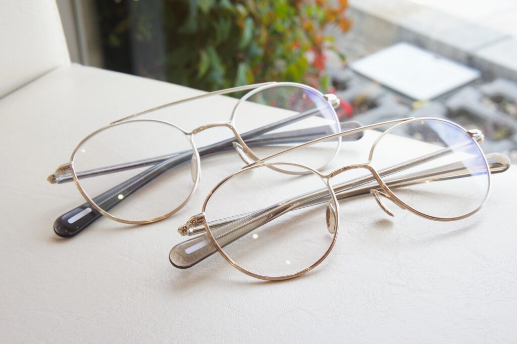 YUICHI TOYAMA
U-177
上・Col.3
下・Col.1