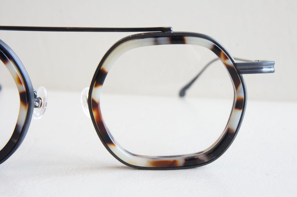 Tricot01 カラー8の左リムをアップにした写真。